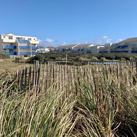 Bleu Marine 50m De La Plage *